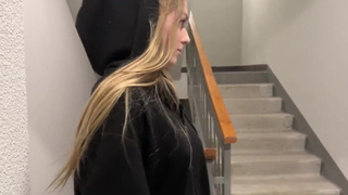 Модель Arisha Mills